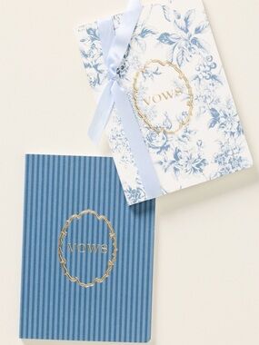 Fringe Studio Bow Booklets